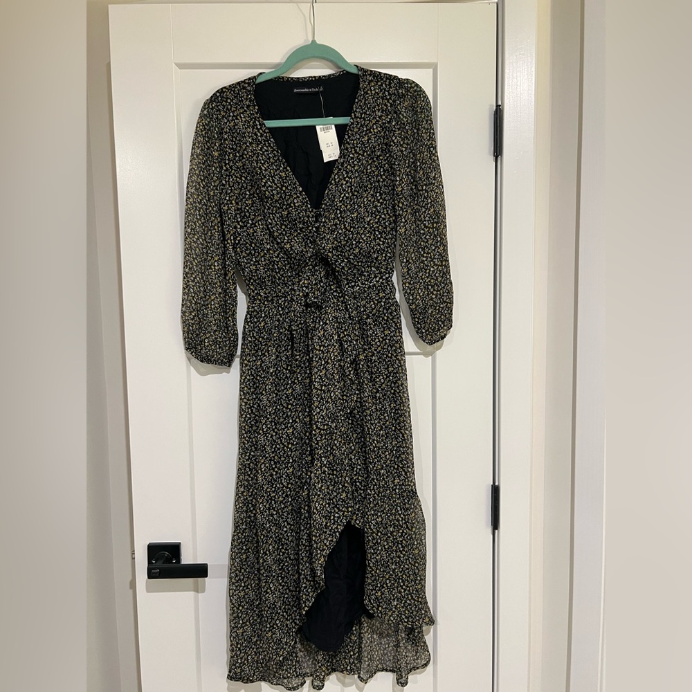 Abercrombie & Fitch Black Floral Long Sleeve Dress
